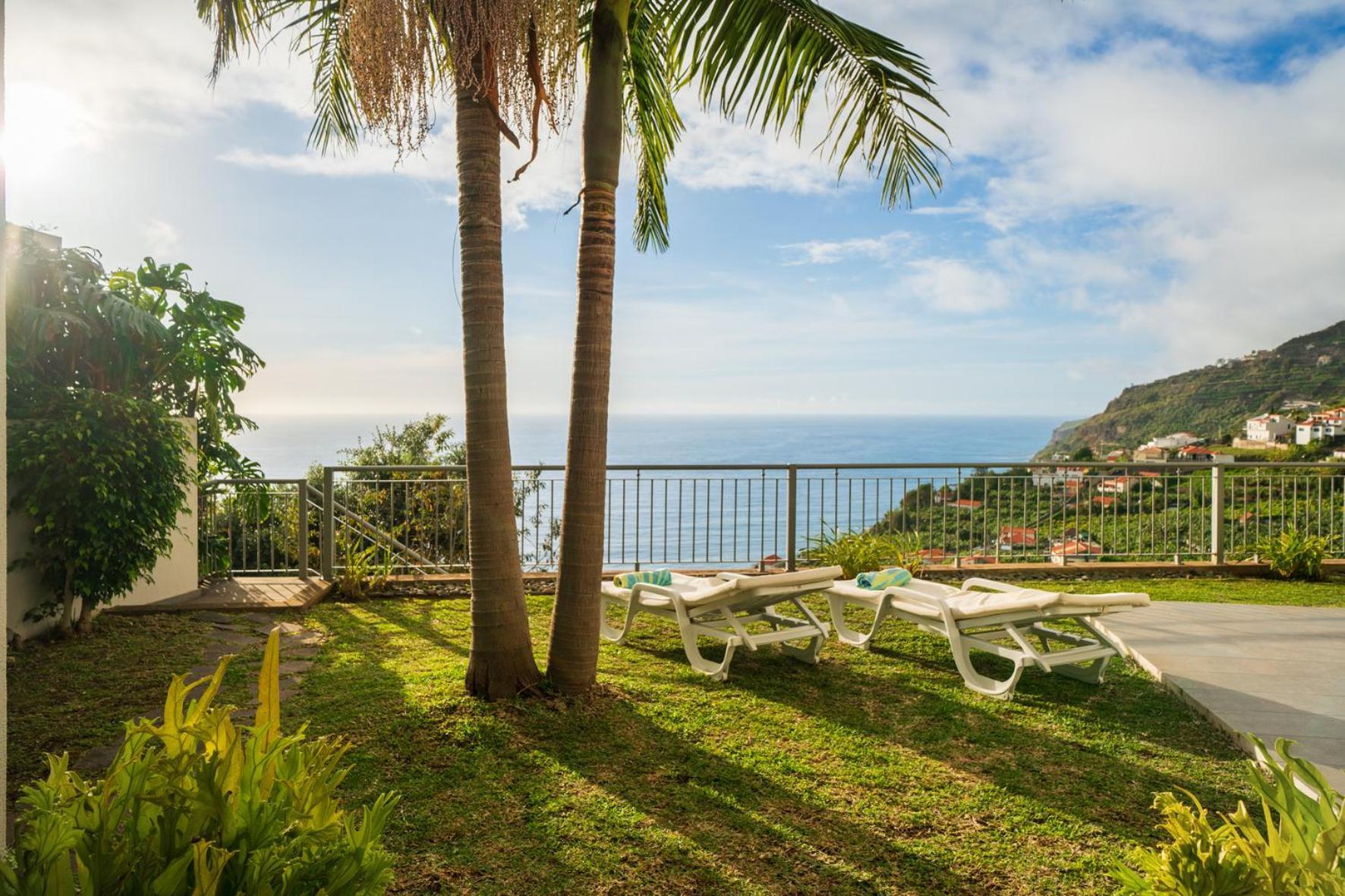 Ourmadeira - Casa Amaro Sol, Tranquil Villa Calheta  Eksteriør billede